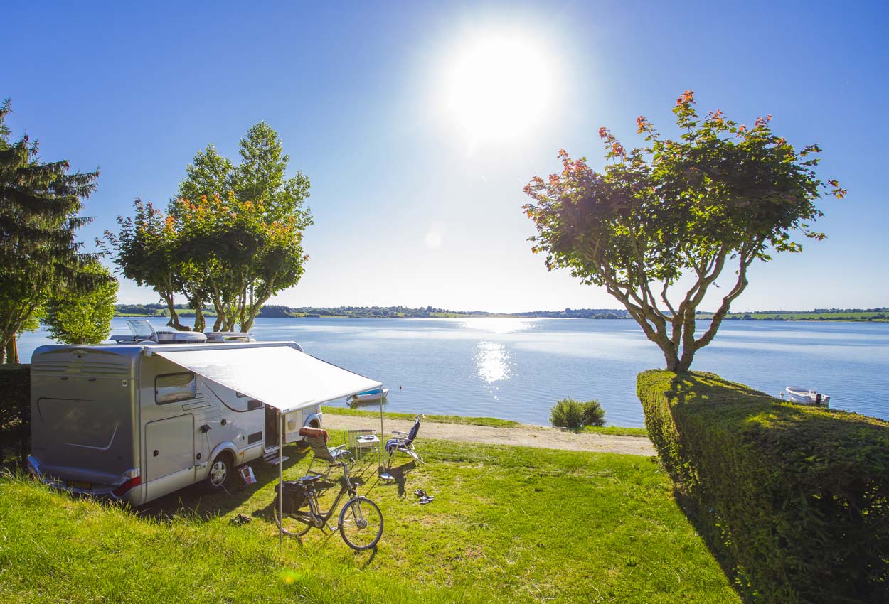 Emplacement bord de lac de Pareloup - Beau Rivage