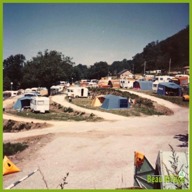 Le temps passe ! Selon vous, en quelle année cette photo a-t-elle été prise ? 😋

#aveyron #aveyrontourisme #aveyronemotion #camping #evolution #nature #caravaning #tent
